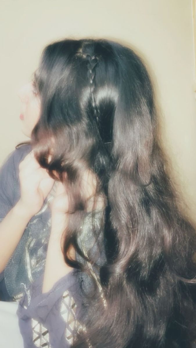 Blur dp for instagram girls stylish mirror selfie