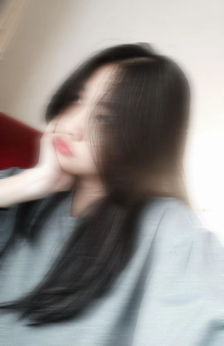 Blur girl photo mirror selfie