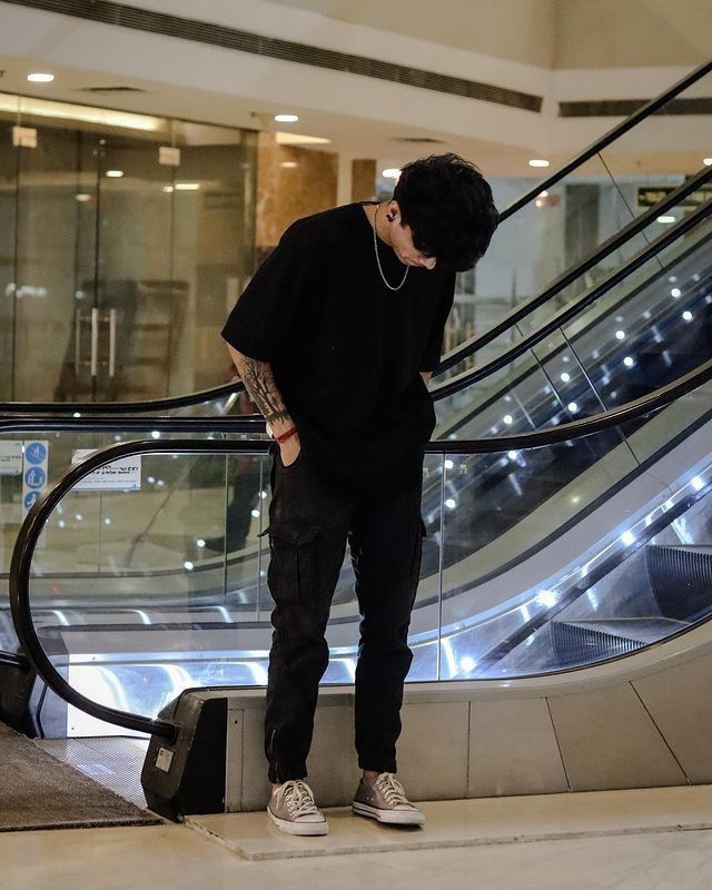 Hidden face dp for boys attitude look