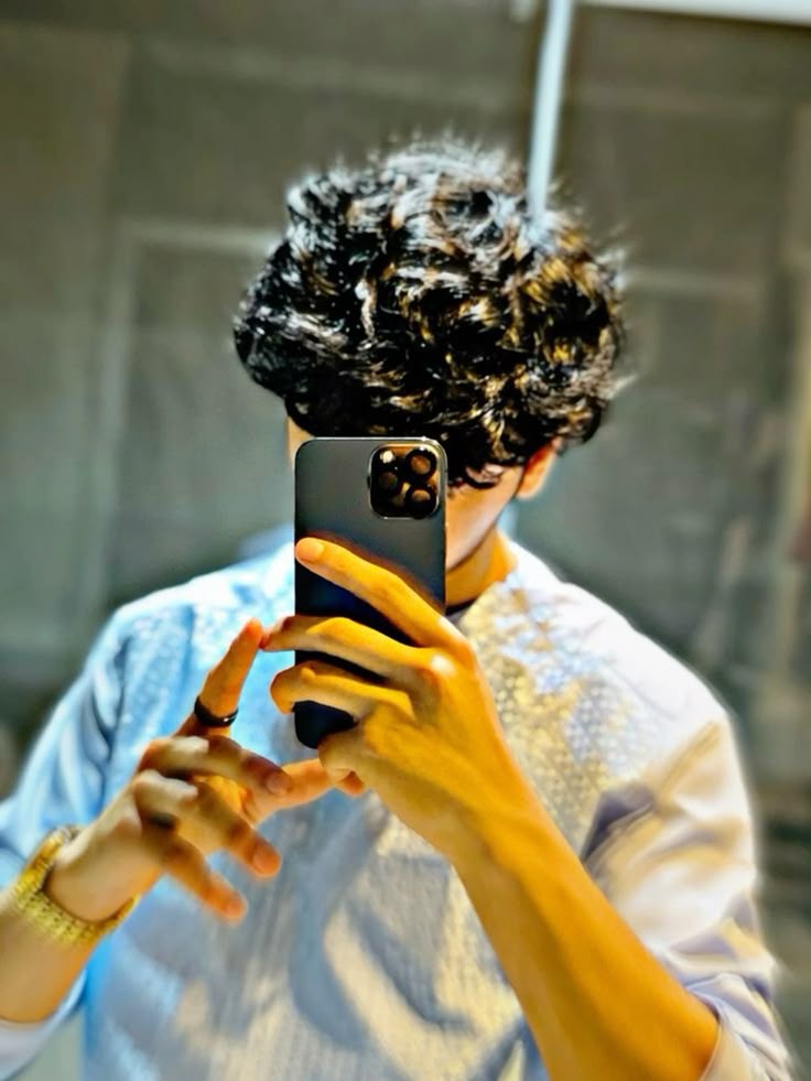 Hidden face dp for boys instagram