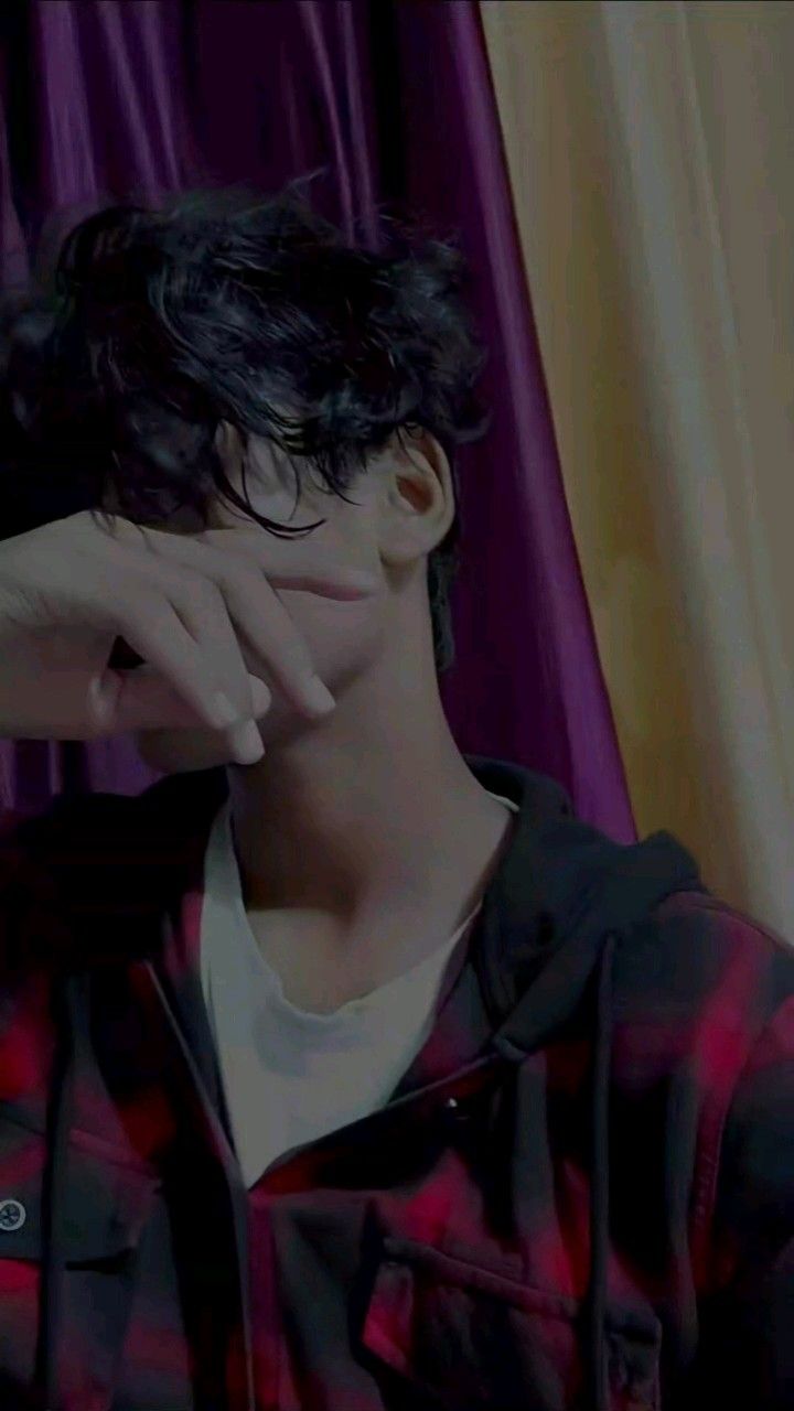 Hidden face dp for boys new trend