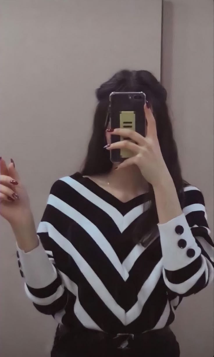 Hidden face dp for girls mirror photo