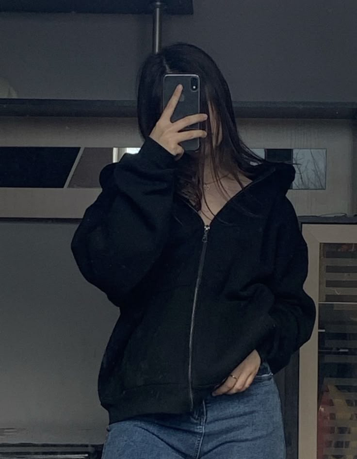 Hidden face dp for girls side pose