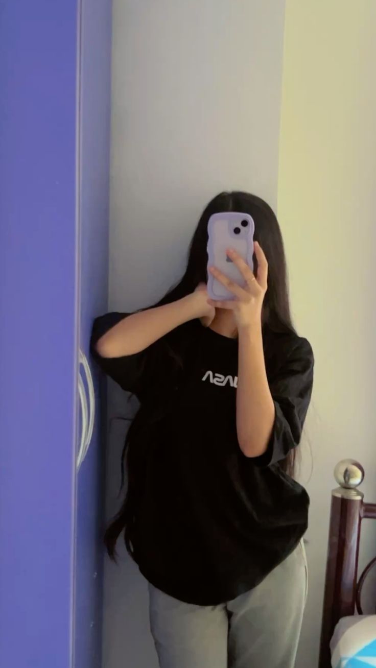 Hidden face dp for girls simple aesthetic