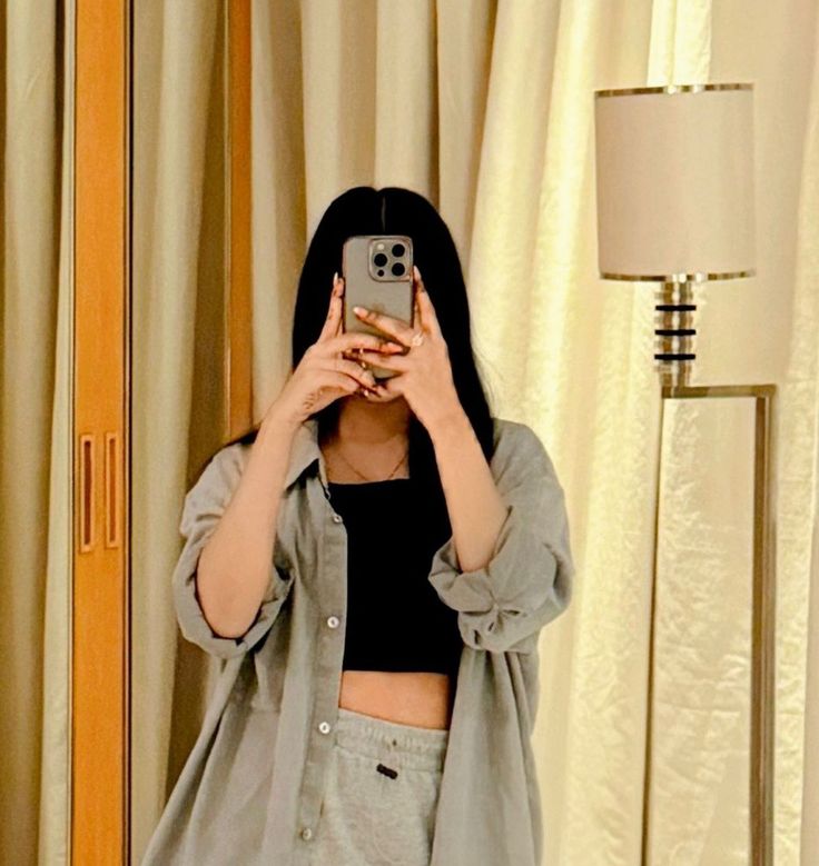 Hidden face dp for girls stylish photography