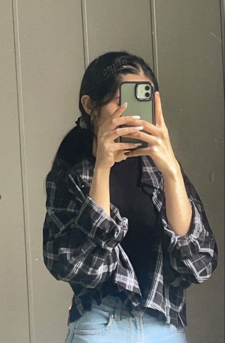 Hidden face dp for girls whatsapp