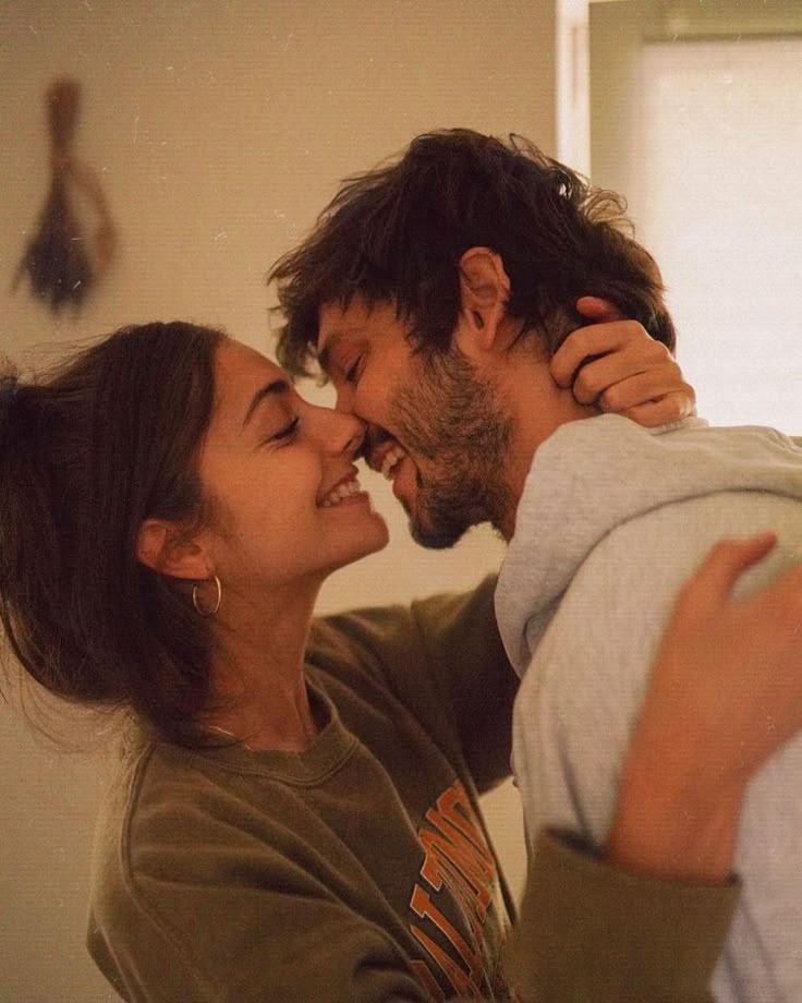 Love dp romantic night