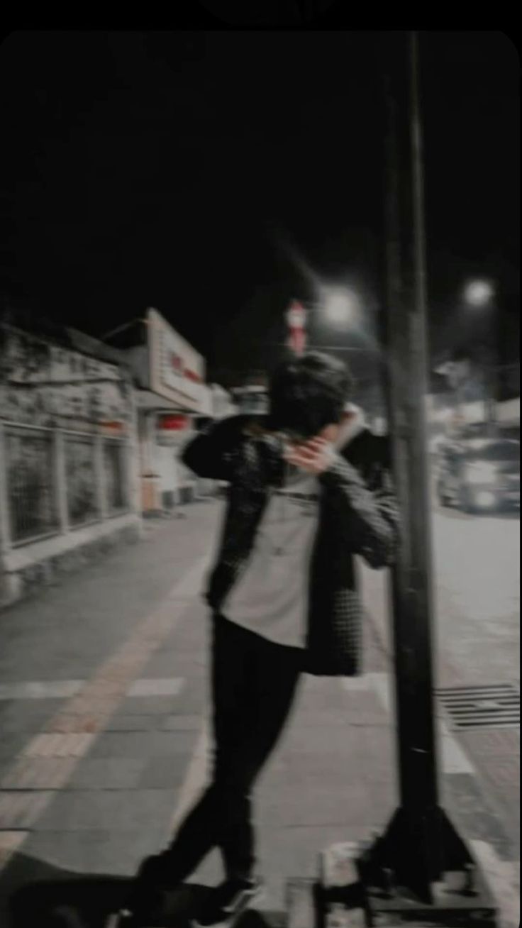 aesthetic blur boy pic