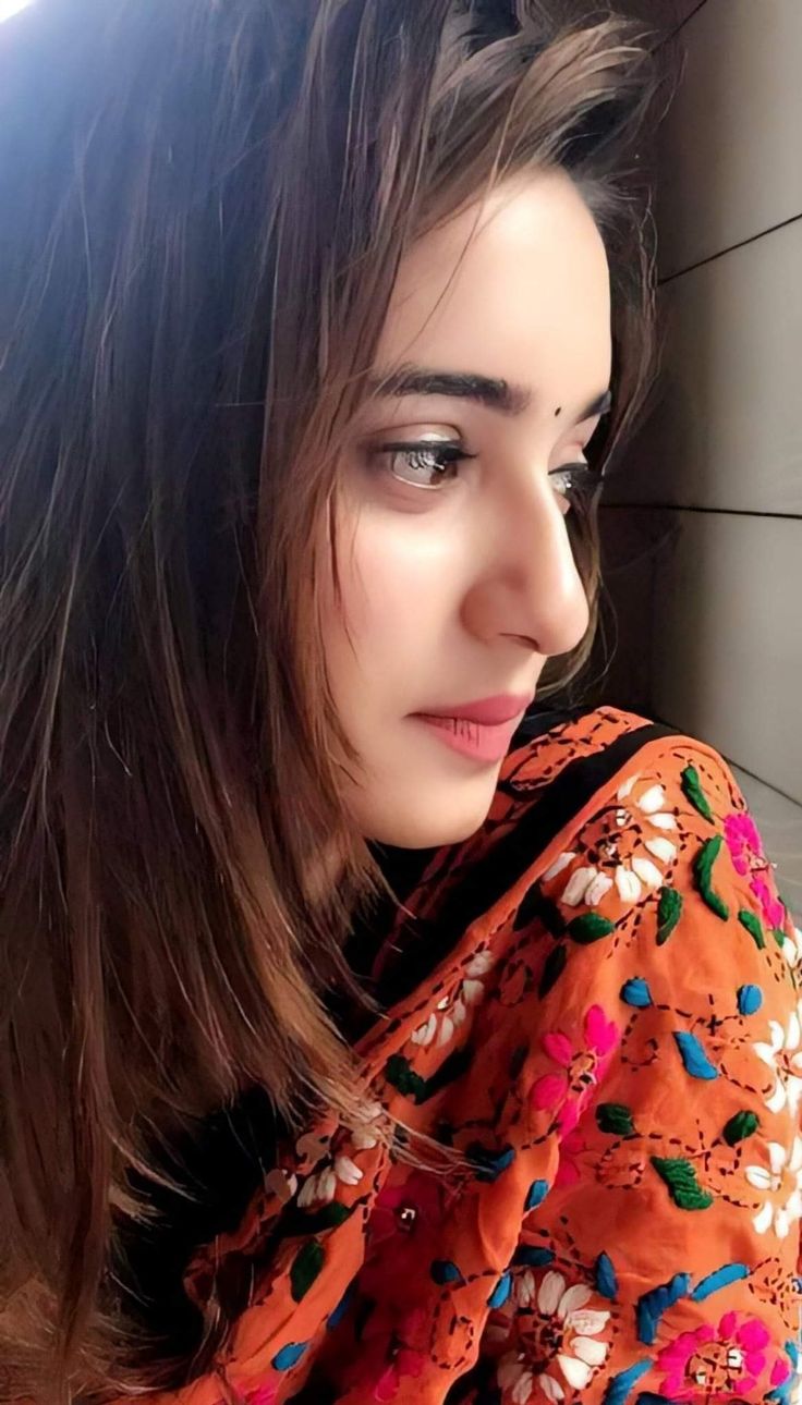 alone dp hd wallpaper