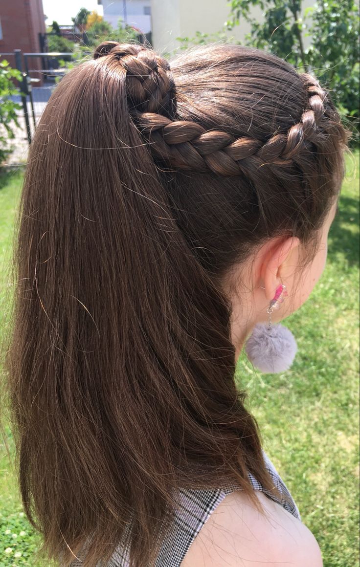 beautiful hair girl photo