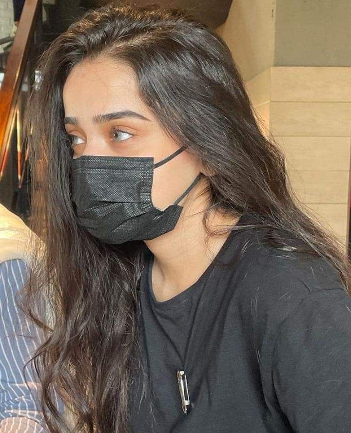 black mask girl pic dp