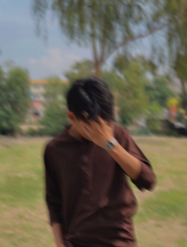 blur boy pic stylish look