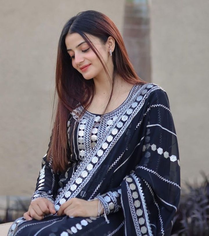 cute girl pic unique