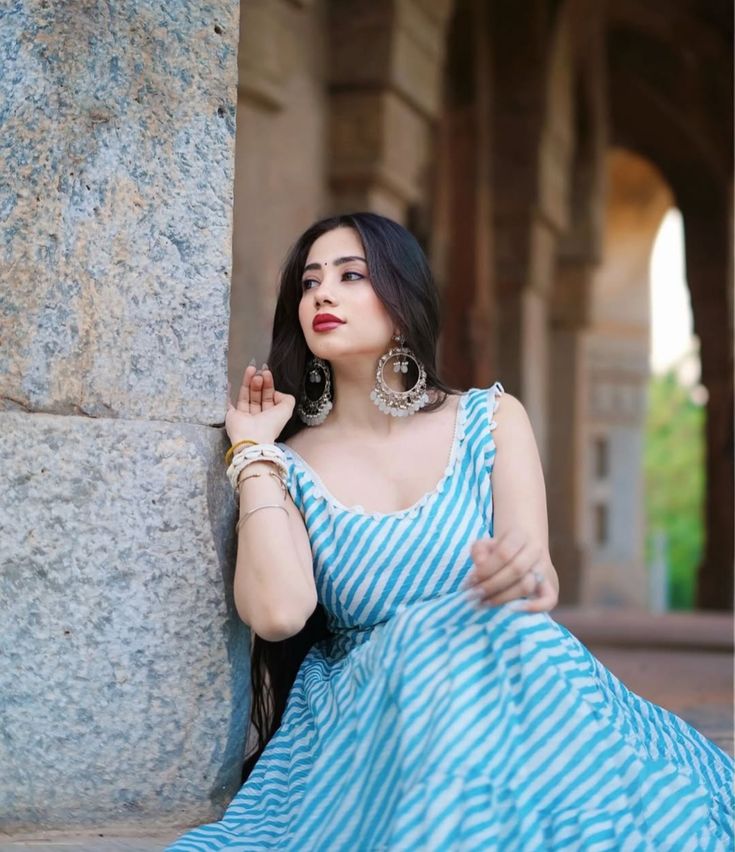 dp for girls with cap