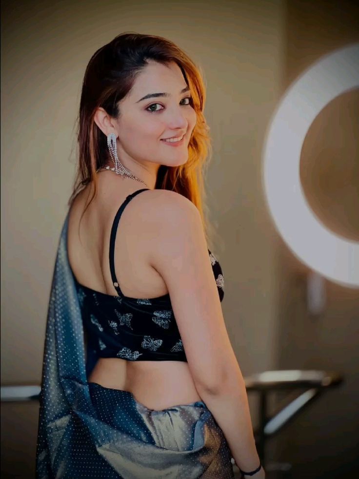 dp for girls with specs