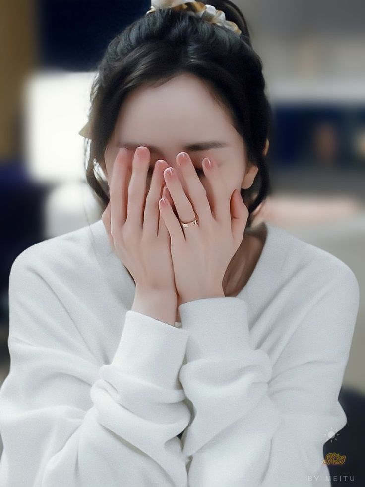 dp for sad girl dark theme