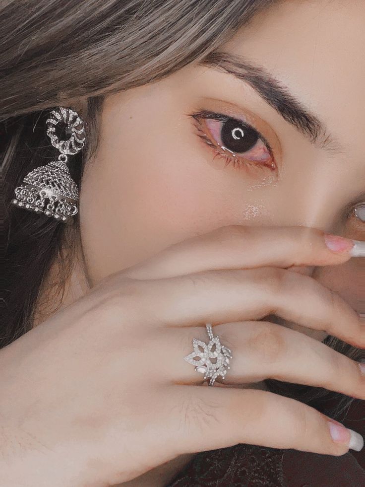 dp for sad girl emotional vibe