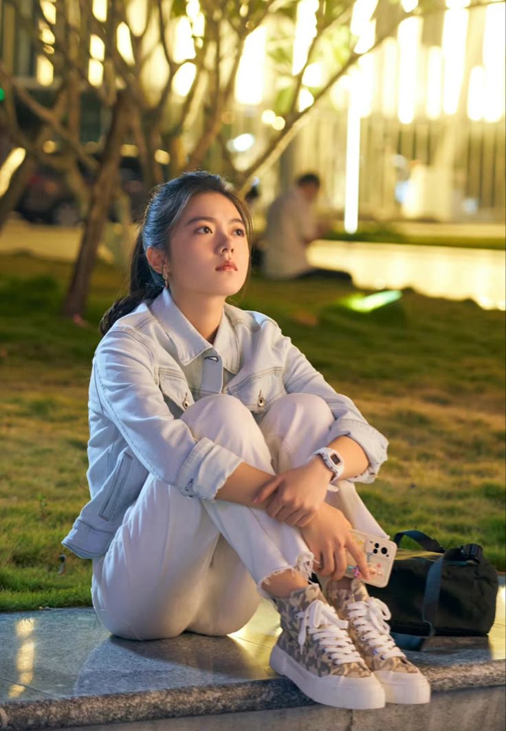 heartbroken sad girl dp