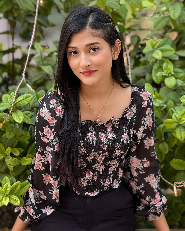 ladki ki photo download hd k