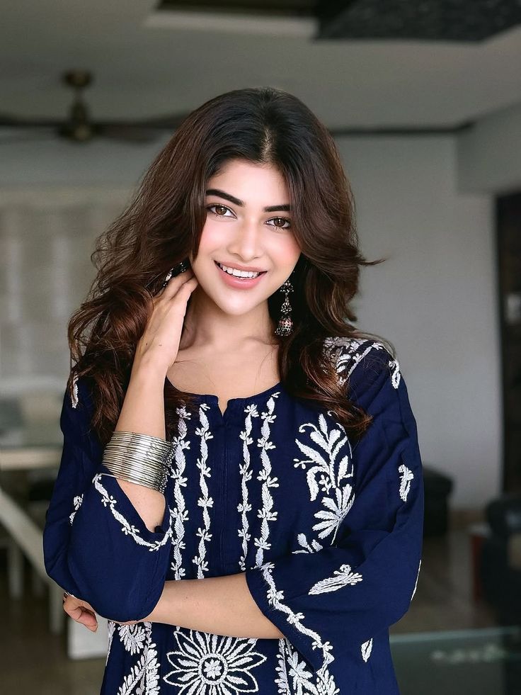 ladki ki photo instagram