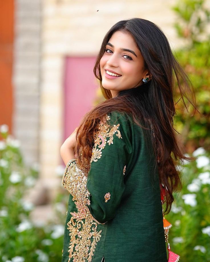 ladki photo modern indian