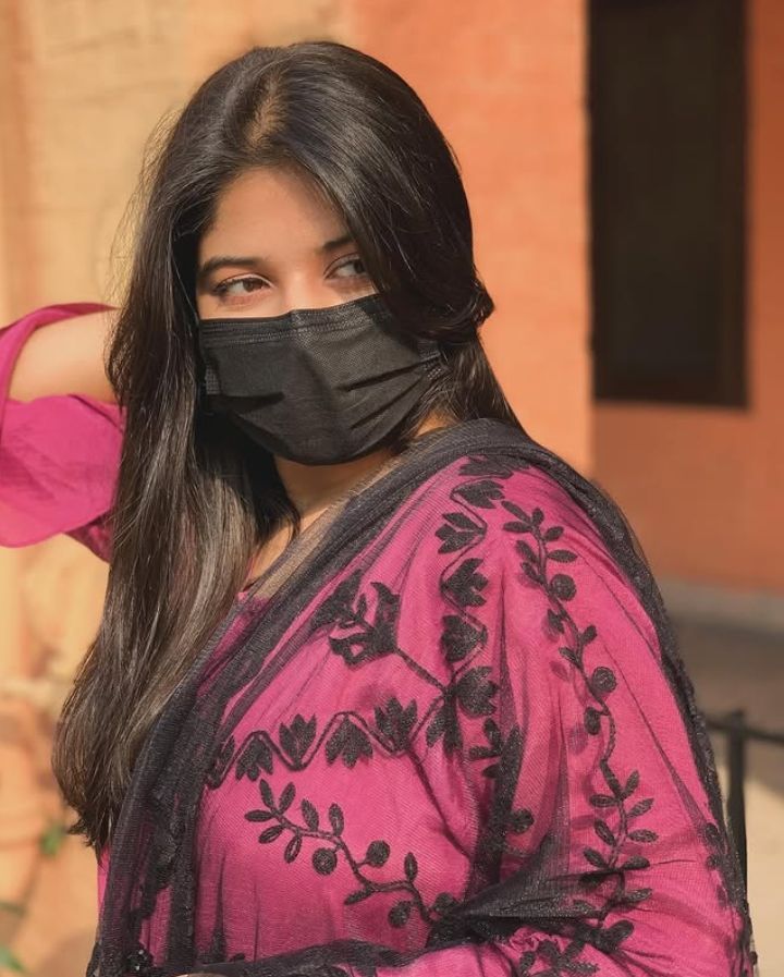 mask girl dp indian