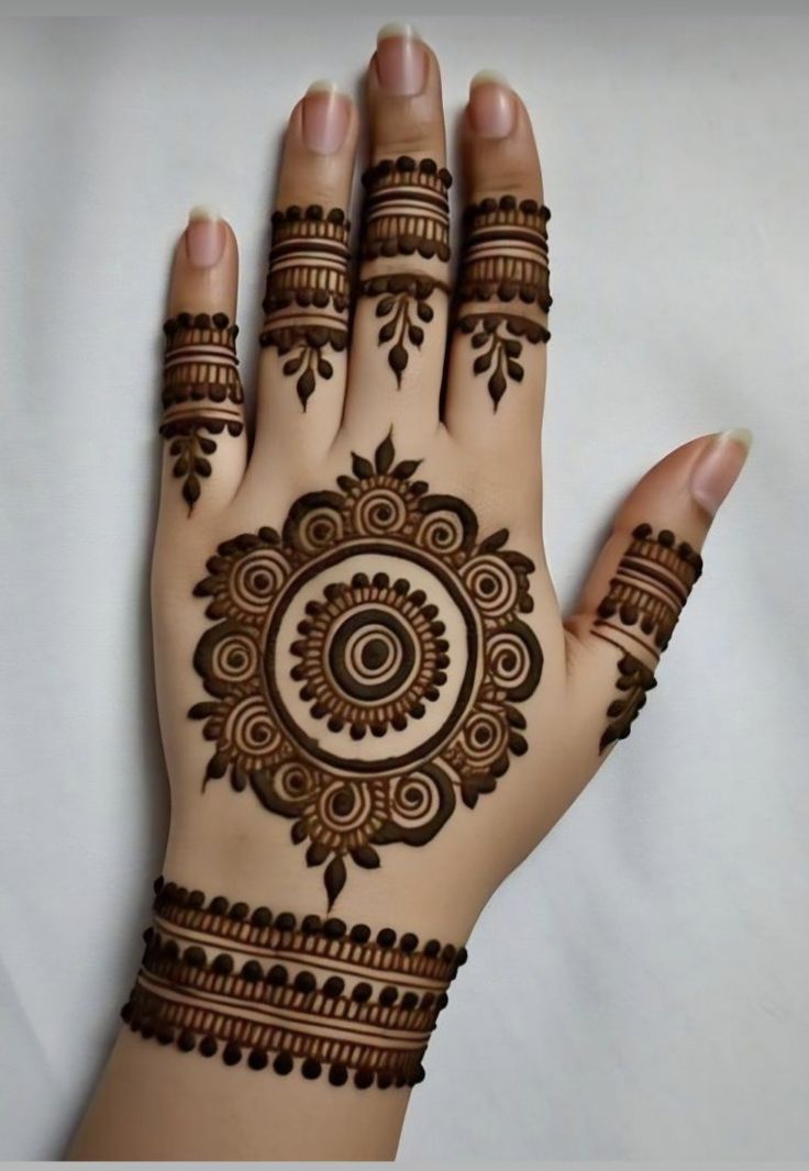 mehndi design photos