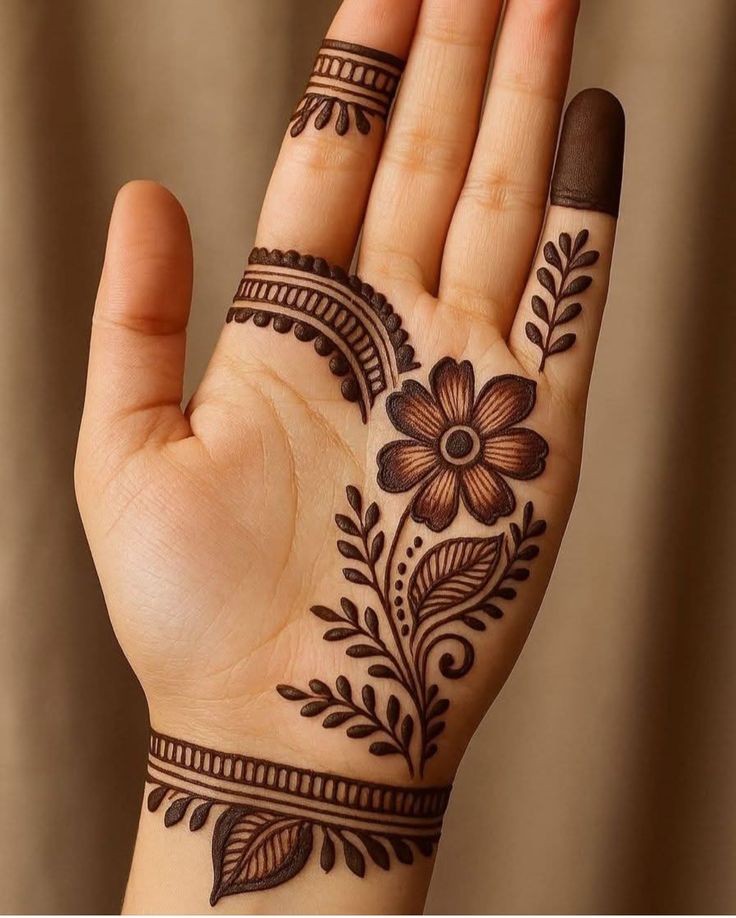 mehndi design photos stylish back hand