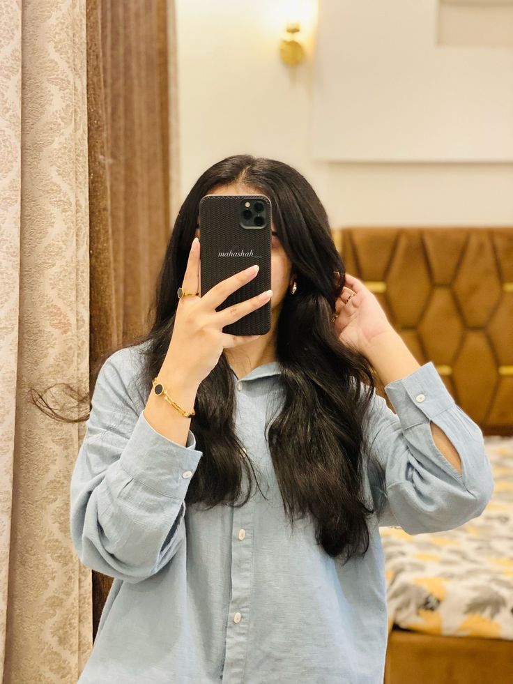 mirror selfie girl dp k