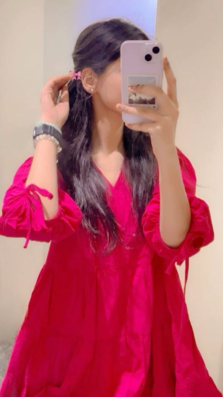mirror selfie girl dp desi look