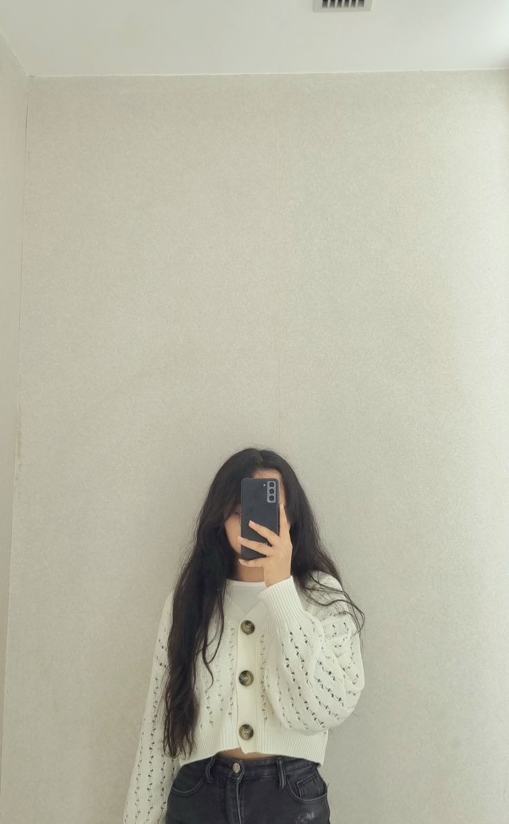 mirror selfie girl dp download