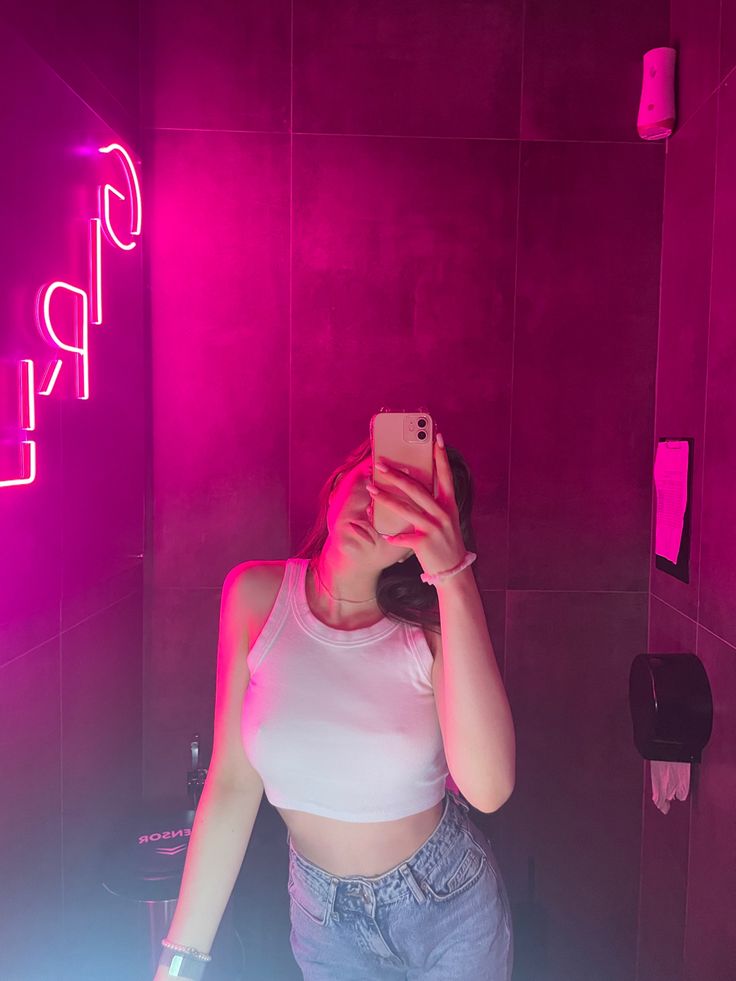 mirror selfie girl dp full mirror pose