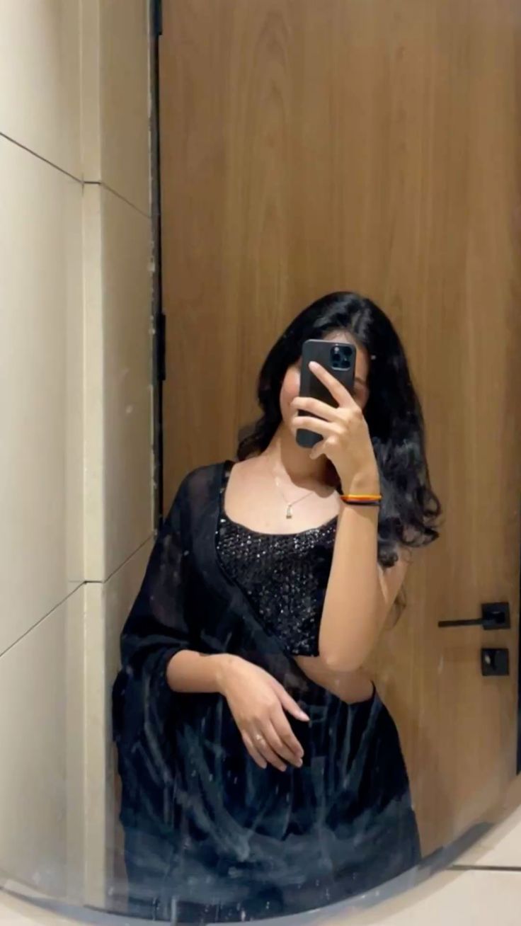 mirror selfie girl dp hd