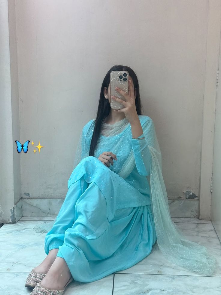 mirror selfie girl dp hidden face pic