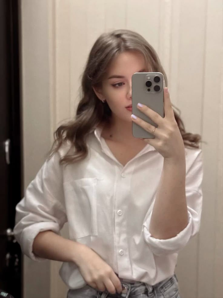 mirror selfie girl dp mirror click