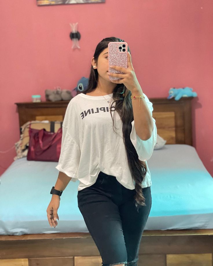 mirror selfie girl dp mirror reflection