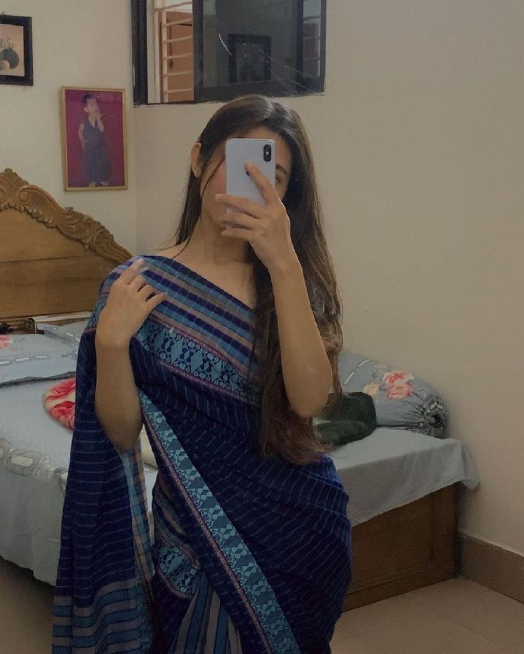 mirror selfie girl dp trendy