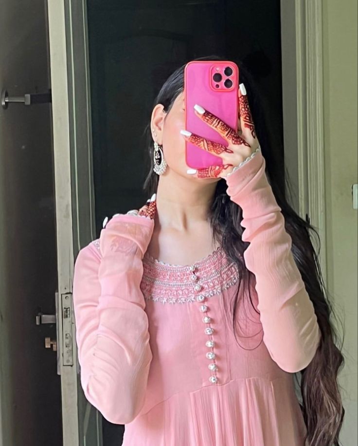 mirror selfie girl dp without face