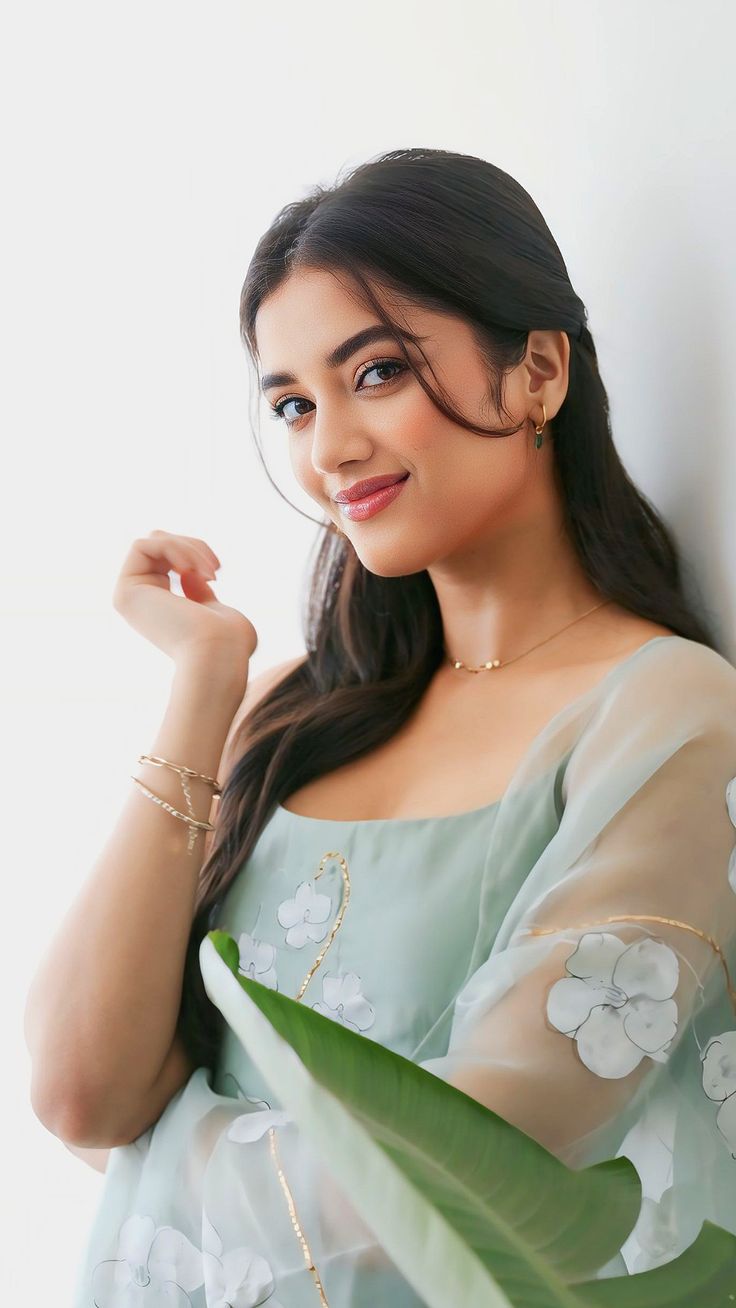 real girl pic for dp stylish
