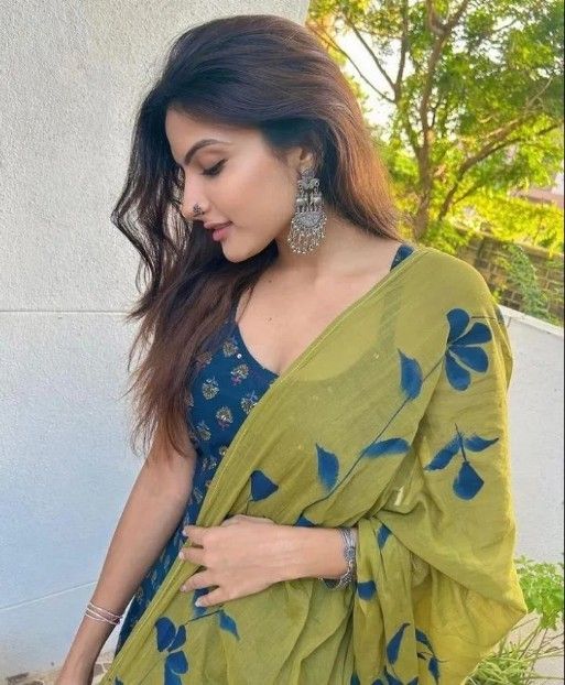 real girl pic new stylish look