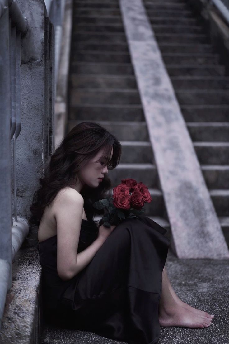 sad alone girl dp for whatsapp