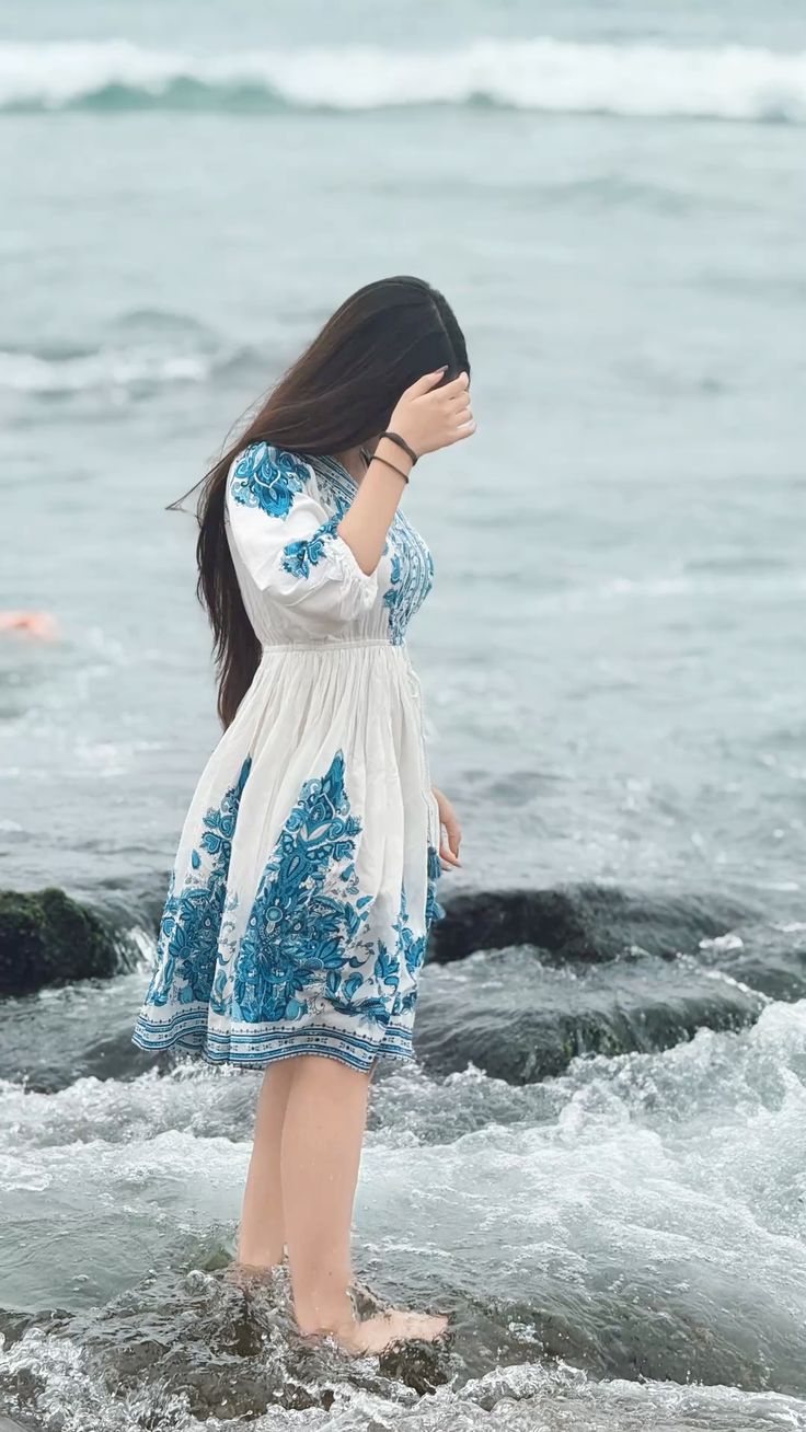 sad girl dp for whatsapp