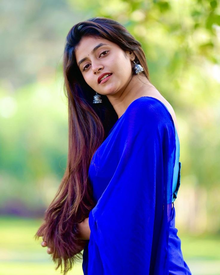 saree girl dp for whatsapp