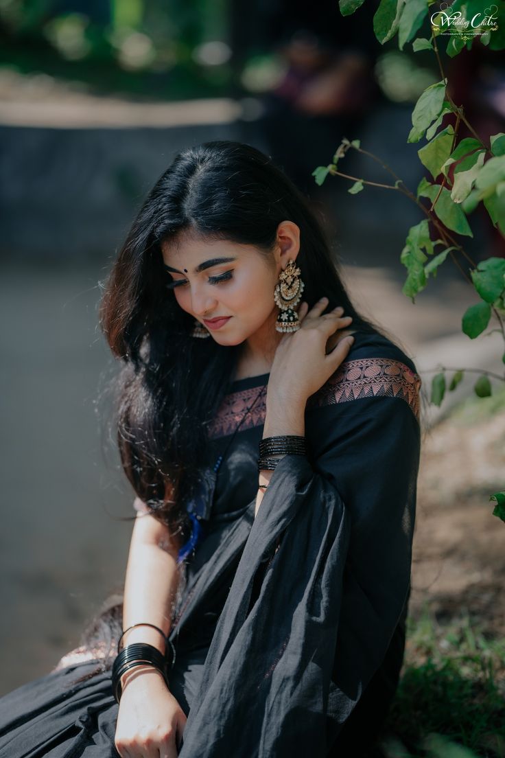 saree girl dp full hd