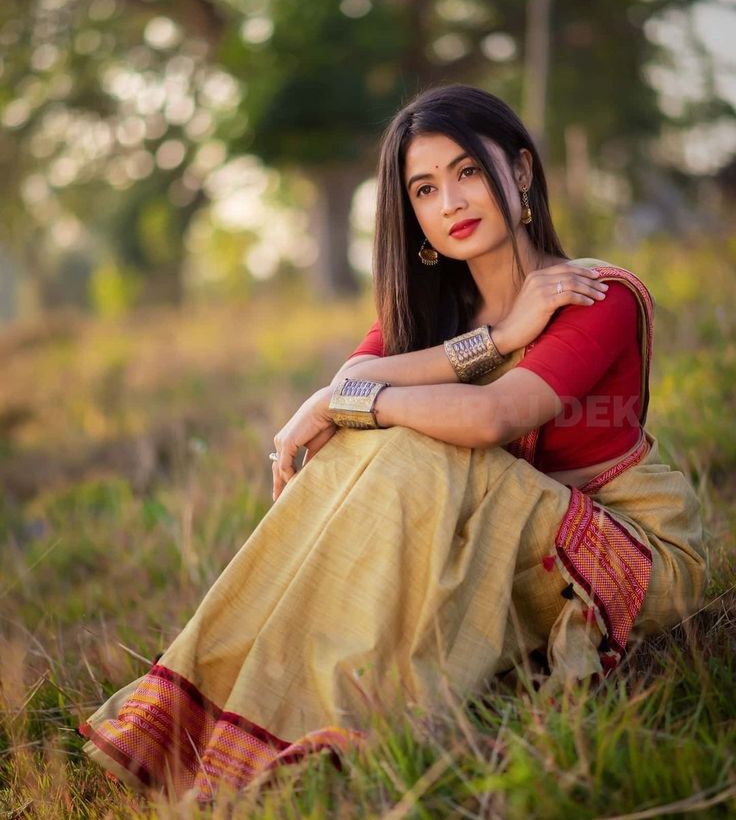 saree girl dp traditional photo