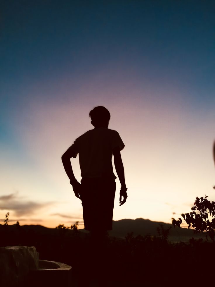 stylish sad boy dp for instagram