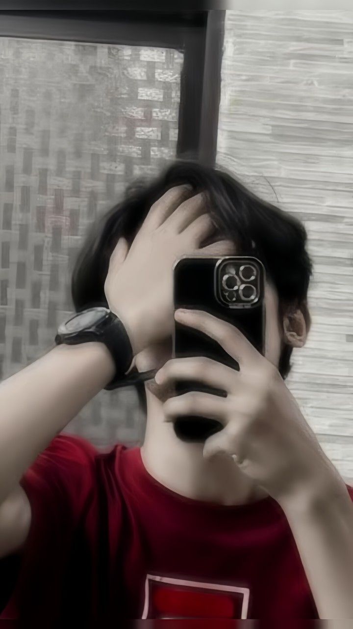 blur boy dp aesthetic vibe